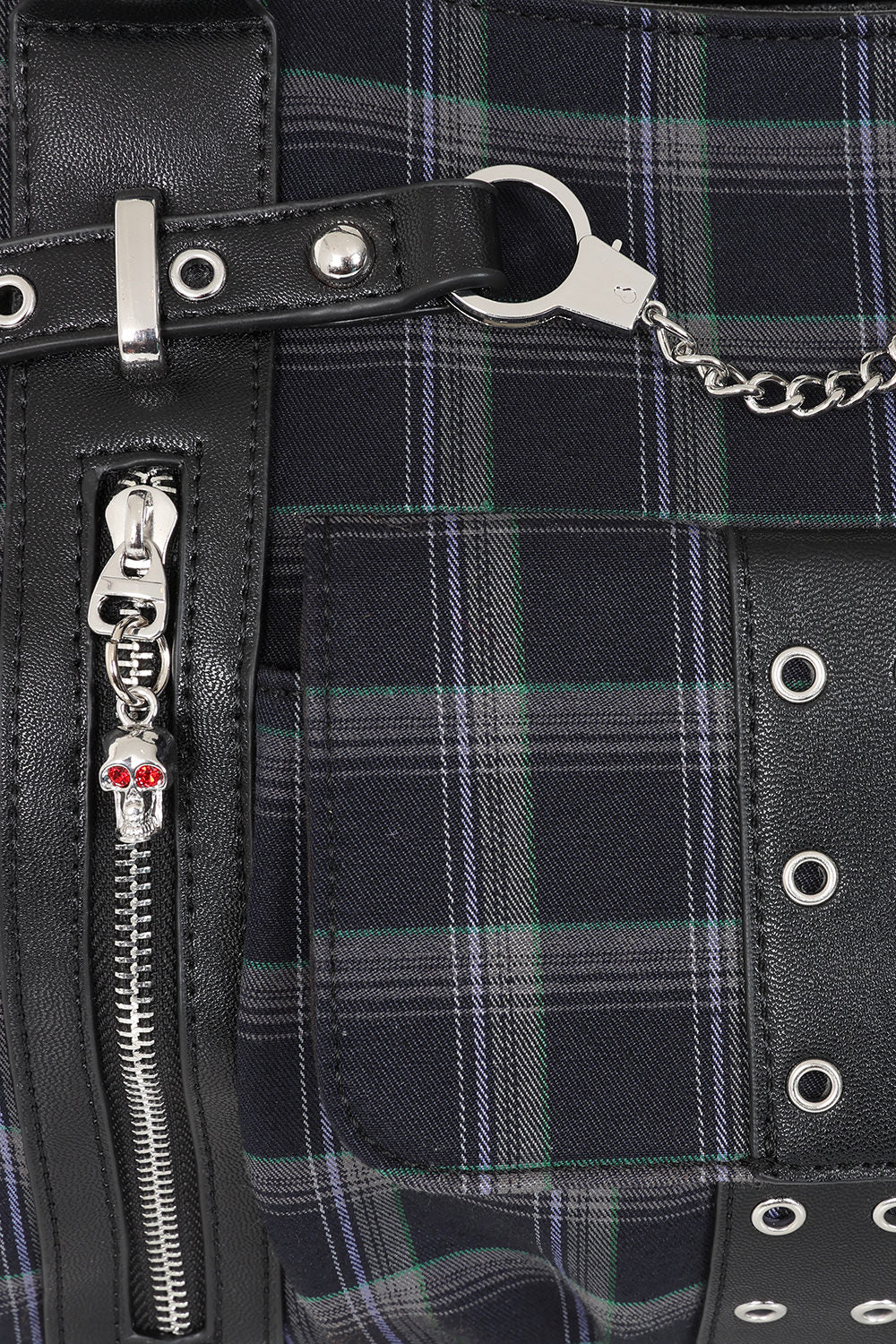 Schwarze Tasche Rise Up Bag mit Tartanstoff von Banned 