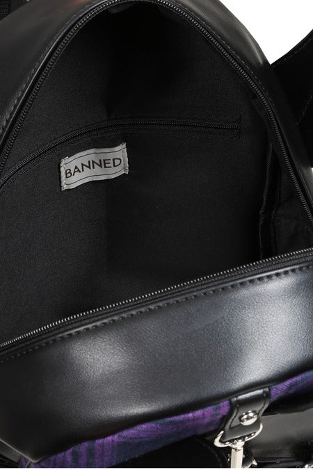 Schwarz-lilafarbener Rucksack Afterparty Chaos Backpack mit Fledermausflügeln und -ohren von Banned