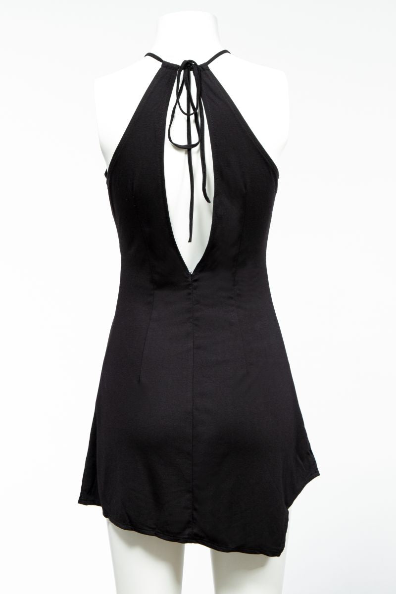 Schwarzes Kleid Hitomi Dress mit Ösendetails von RNG