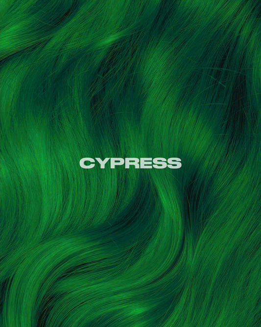 semi-permanente Haartönung Cypress in dem Farbton kräftiges Dunkelgrün mit schwarzen Untertönen von Lunar Tides