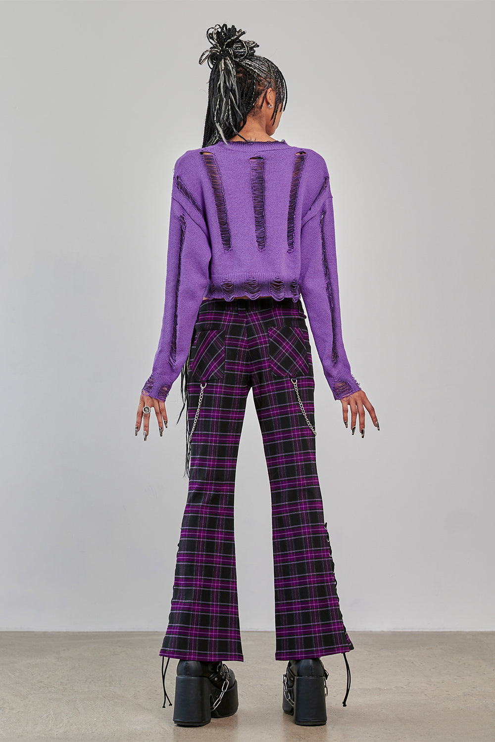 Lilaner Pullover TORN APART JUMPER in destroyed Optik von Banned