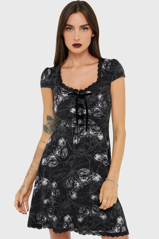 Schwarzes, kurzes Kleid Spidrasica's Web Mini Dress mit Motten und Spinnen Print von Killstar