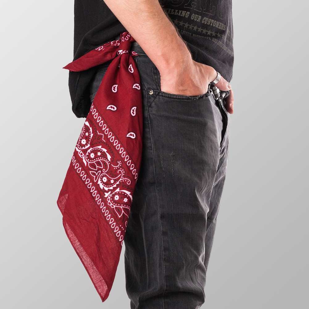 Dunkelrotes Bandana mit Paisleymuster