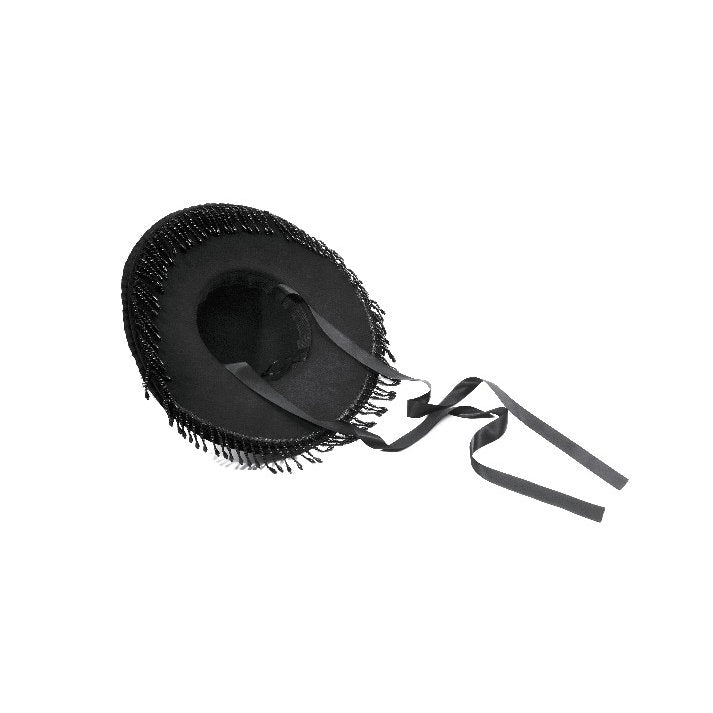 Schwarzer, kleiner Hut Vintage Lace Feather Mini Hat mit Spitzen-, Perlen und Blumendetails von Dark In Love