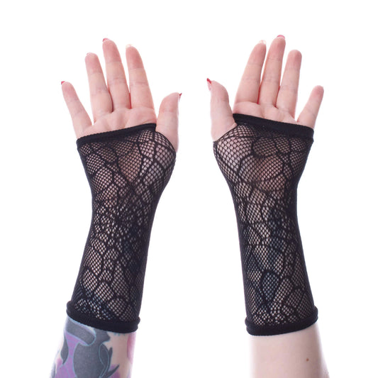 Schwarze LONG WEB MESH GLOVES im Spinnennetzdesign mit Daumenlöchern von Poizen Industries
