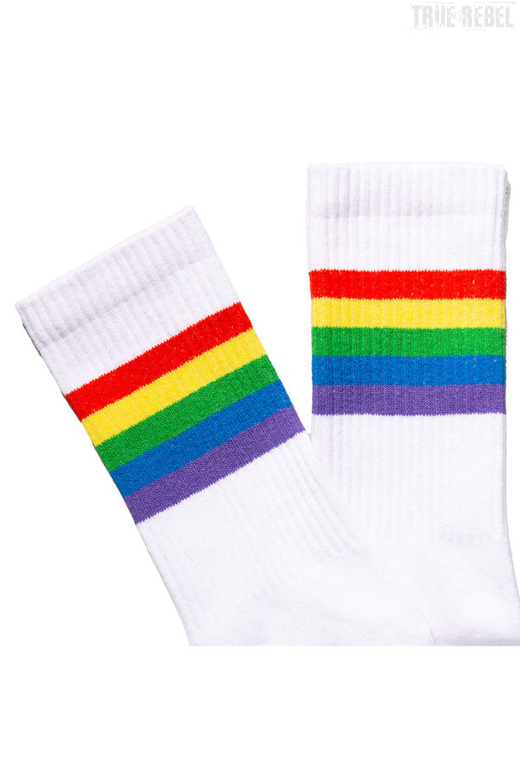 Weiße Socks Pride White mit Regenbogenstsreifen von Sixblox