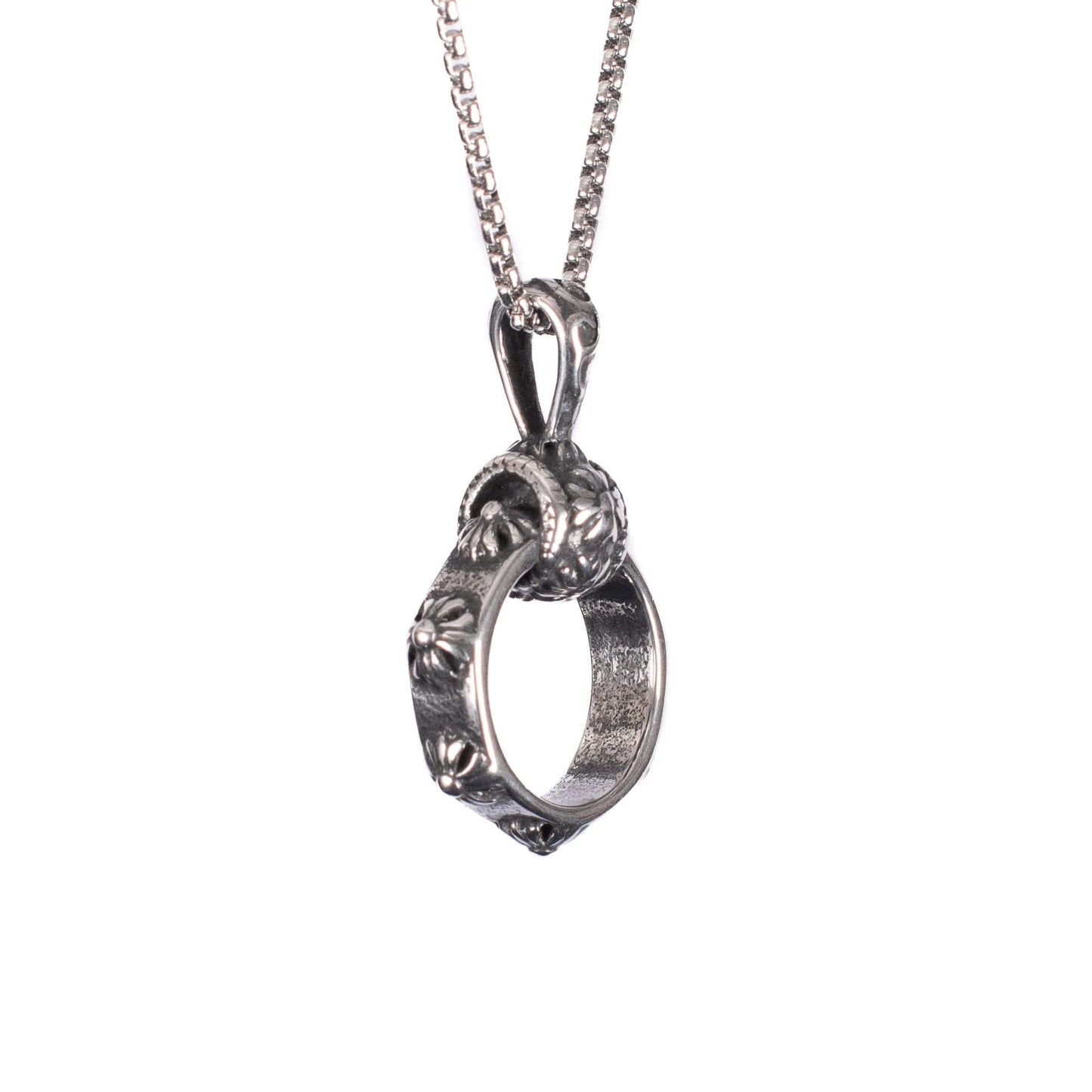 Silberne Kette VEYRA PENDANT mit Ringdesign von Poizen Industries