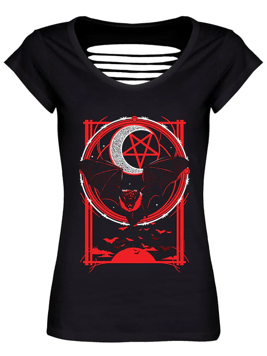 Schwarzes, tailliertes Goth Bat Razor Back Shirt im rotem Design mit Fledermaus-, Pentagram- und Mondprint, sowie Zierschnitten auf Rückseite