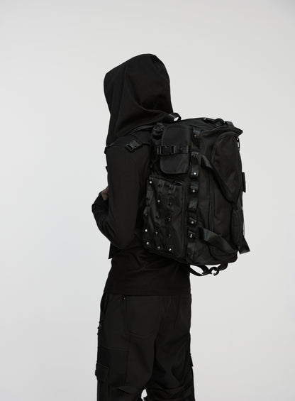 Schwarze, große Tasche TECHWEAR TROOPER TRANSFORMER BAG im Cyberpunk-Style mit vielen Details von Punk Rave