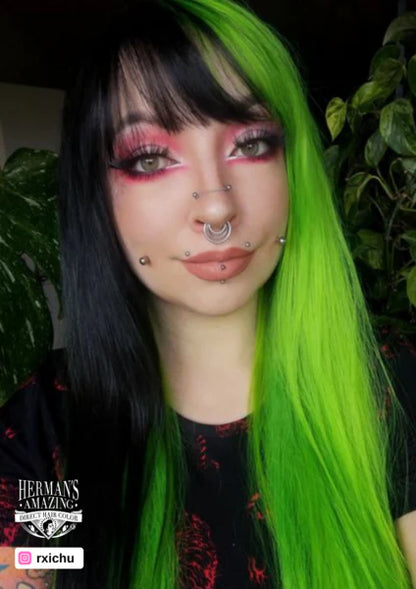 semi-permanente Haartönung UV OLIVIA GREEN in dem Farbton Neongrün von Herman's Amazing