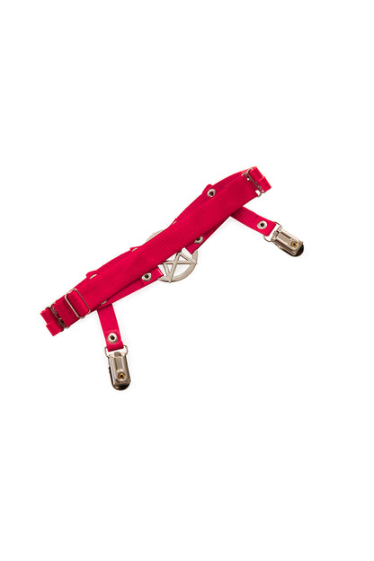 Rotes Beinholster WEAVER LEG GARTER Red mit Pentagramemblem von BANNED