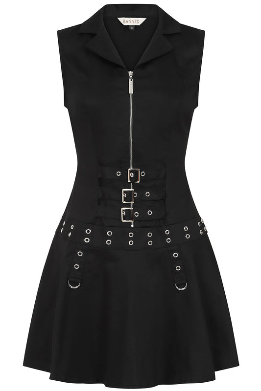 Schwarzes, kurzes Kleid BLACK ASTRID DRESS mit Schnallen und Ösendetails an der Vorderseite von Banned