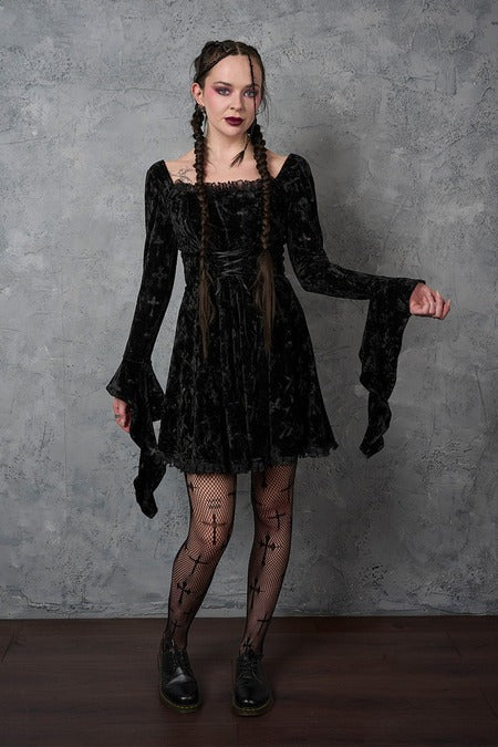Schwarzes Kleid Sanctum Velvet Dress Black mit Schnürung und Samtstoff von Banned