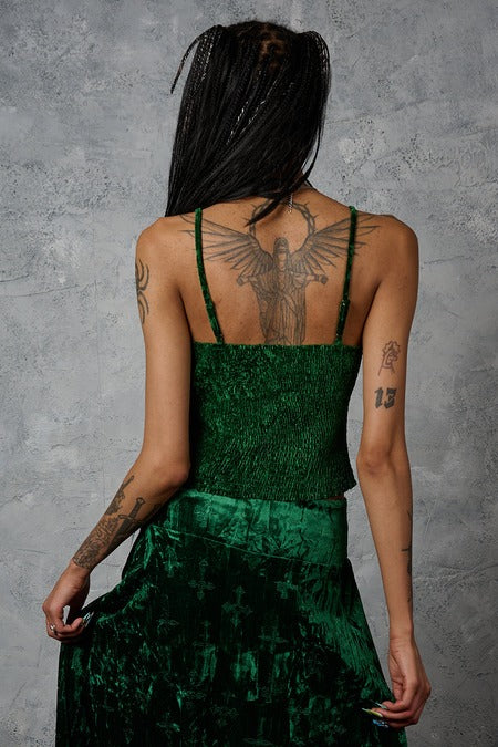 Grünes Samttop Sanctum Velvet Top Green mit Kreuzmuster und schmalen Trägern von Banned