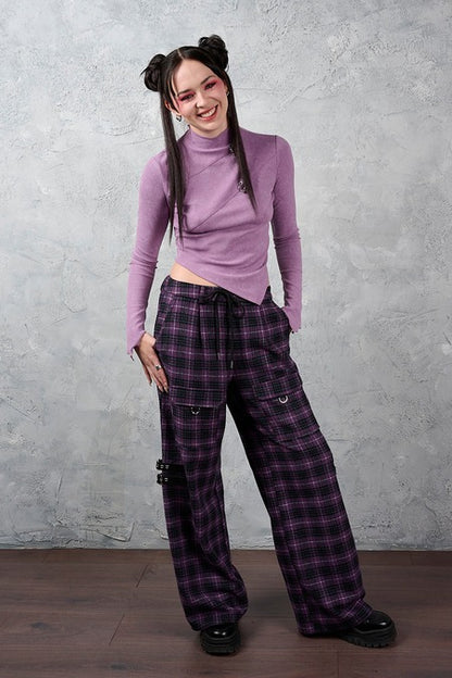 Schwarz-lila-karierte, lockere Stoffhose Checkpoint Chaos Trousers Purple von Banned