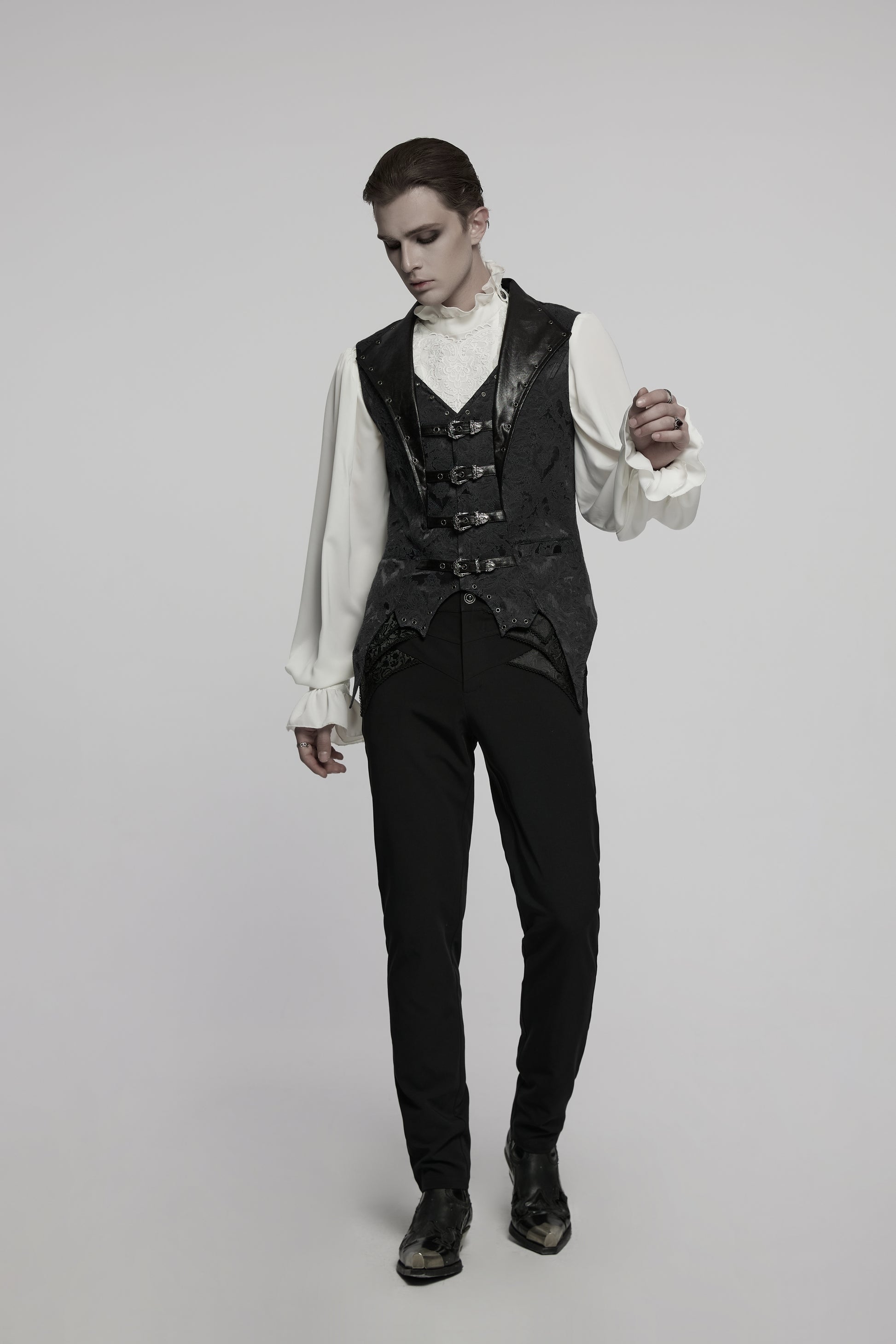 Figurbetonte Weste THE LANNISTER BROCADE VEST aus Brokatstoff mit Kunstlederdetails von Punk Rave