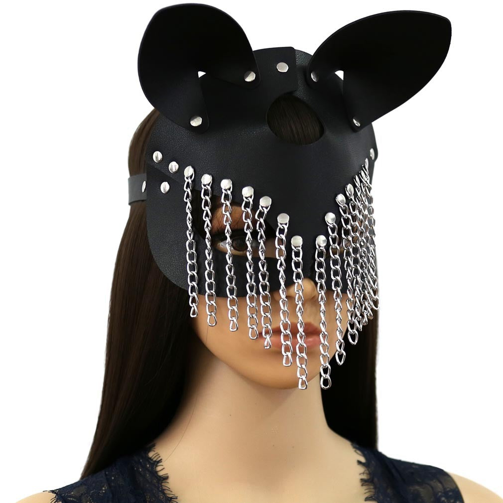 Schwarze Kunstledermaske KITTY CHAIN MASK mit Katzenohren und Zierketten von Moon Attic