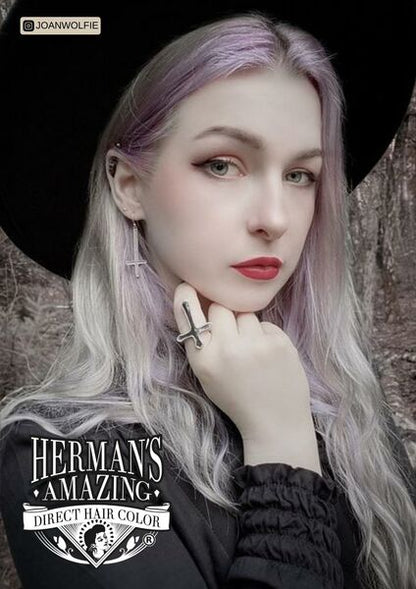 semi-permanente Haartönung SYLVIA SILVER in dem Farbton Hellgrau von Herman's Amazing