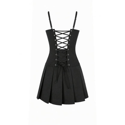 Schwarzes, kurzes Kleid Void Shackle Dress mit seitlichen Netzeinsätzen und Schnallendetails von Dark In Love