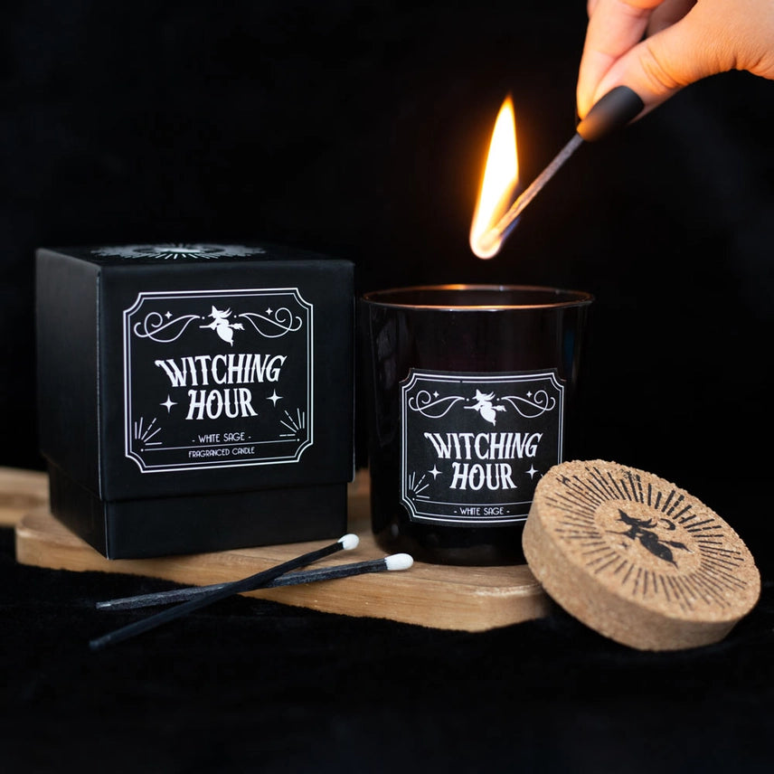 Schwarzes Glas mit Witching Hour White Sage Duftkerze mit Salbei-Geruch