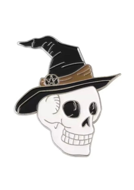 Kleiner Anstecker WITCH SKULL&nbsp;Pin von Easure