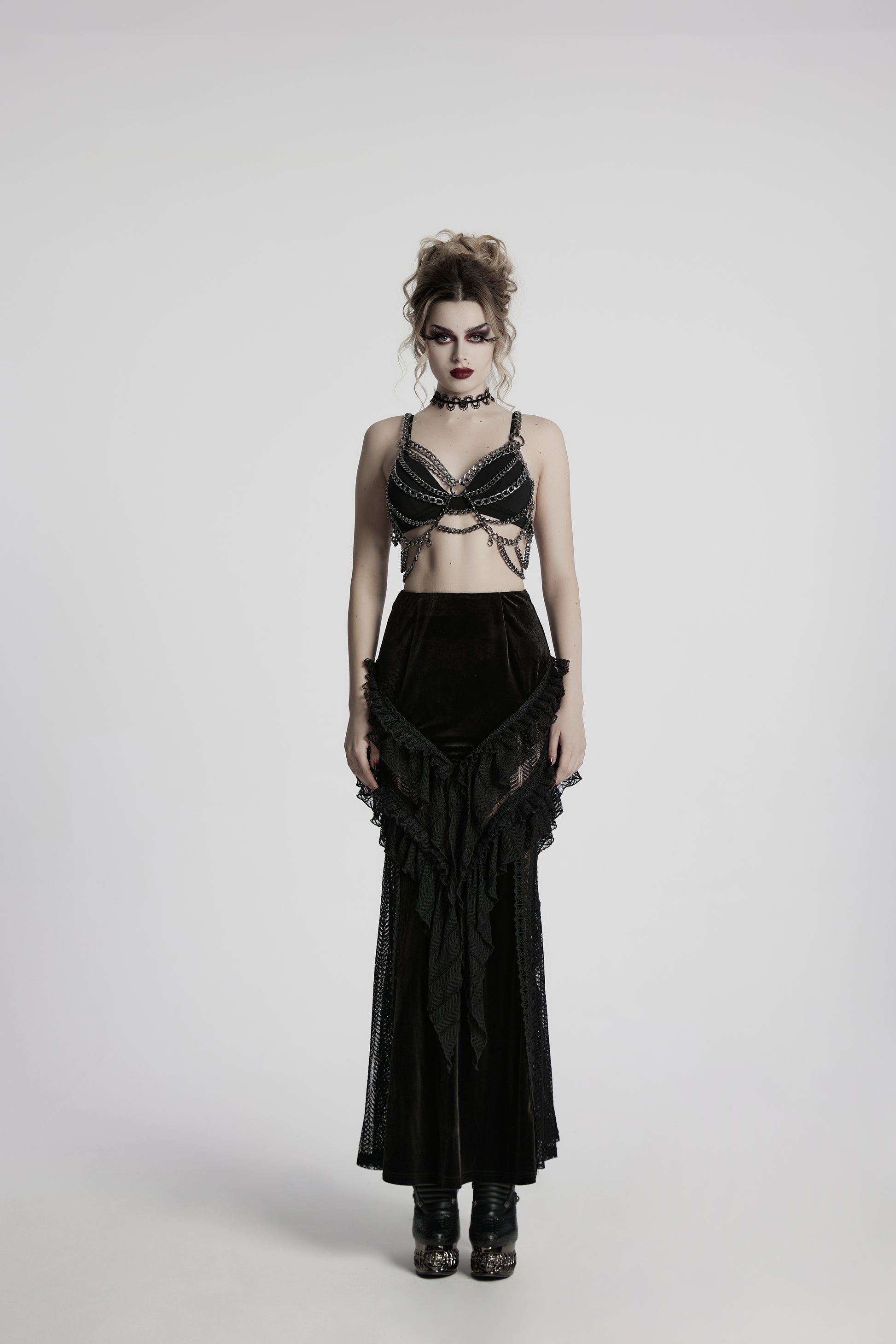 Schwarzer, langer Samtrock DAHLIA DARK MAXI SKIRT im Meerjungfrauen-Stil mit Rüschendetails und transparenten Einsätzen von Punk Rave