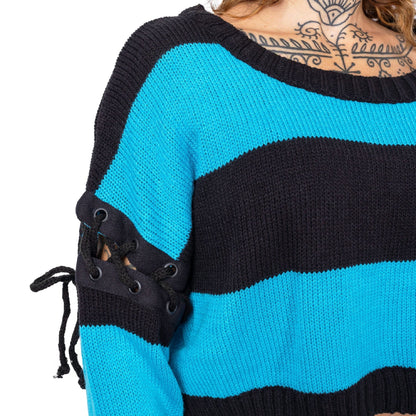 Schwarz-blau-gestreifter, kurzer Strickpullover HYPNOSIS TOP BLUE mit Schnürungsdetail an den Ärmeln von Heartless