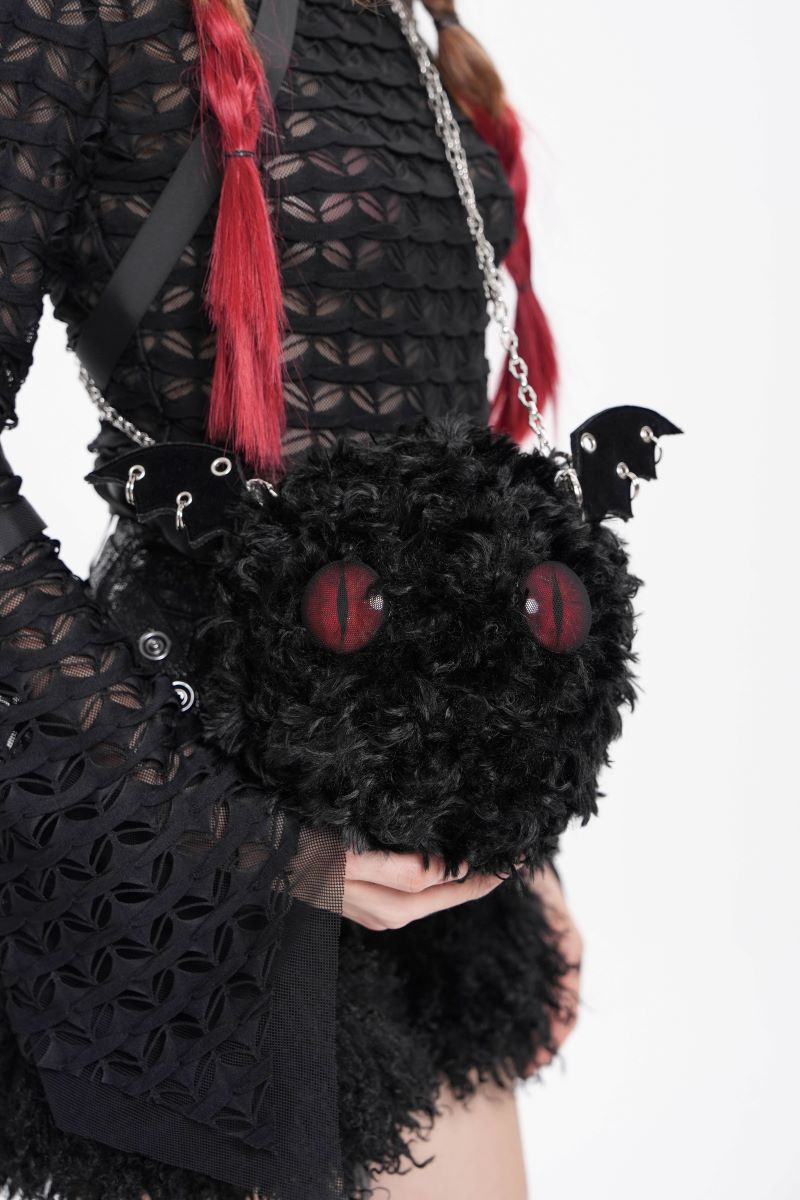Schwarze Tasche Devil's Familiar Plush Hand Bag Devil Fashion in niedlichem Dämonendesign von RNG