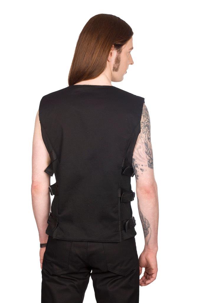 Rückseite schwarze Weste Button Vest Denim mit Nieten und Schnallen von Black Pistol