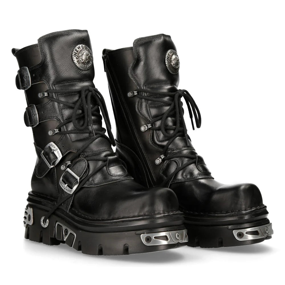 Schwarzer Stiefel aus Leder BOOTS REAKTOR BASIC mit vielen silberfarbenen Stahlelementen und Schnallen von NEW ROCK