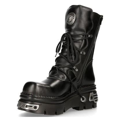 Schwarzer Stiefel aus Leder BOOTS REAKTOR BASIC mit vielen silberfarbenen Stahlelementen und Schnallen von NEW ROCK