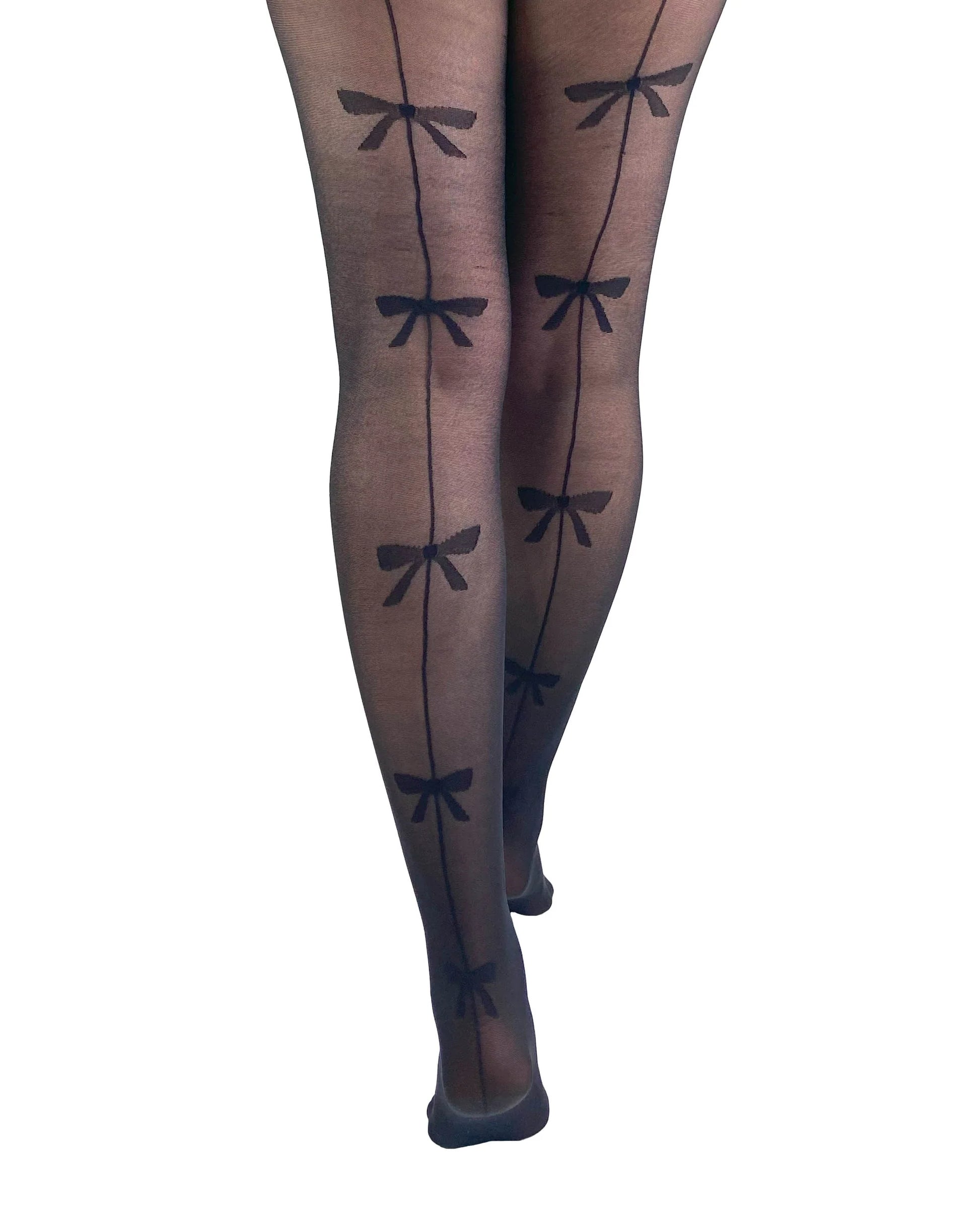 Schwarze Strumpfhose 20 Denier Sheer Bow Back Seamed Tights im Schleifendesign von Pamela Mann