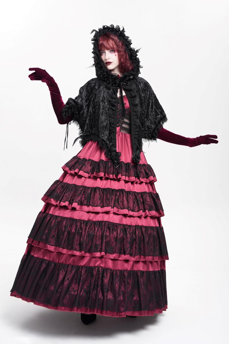 Schwarzes Gothic-Samtcape Dolly Darling Capelet mit Kapuze und Rüschenbesatz von Devil Fashion