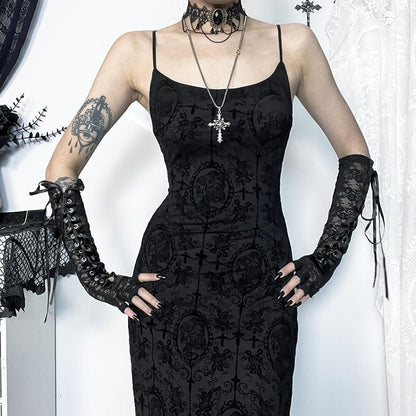 Schwarzes Kleid Coffin Dress mit Skelettkopfmuster von Moon Attic