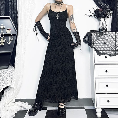 Schwarzes Kleid Coffin Dress mit Skelettkopfmuster von Moon Attic