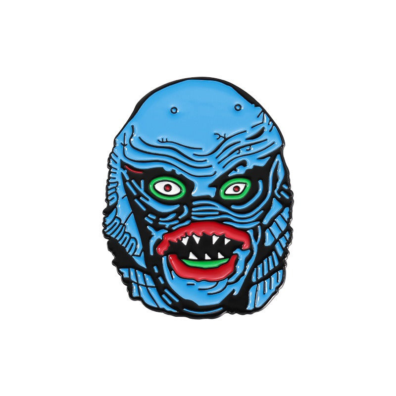 Kleiner Emaille-Anstecker CREATURE ENAMEL PIN von Moon Attic