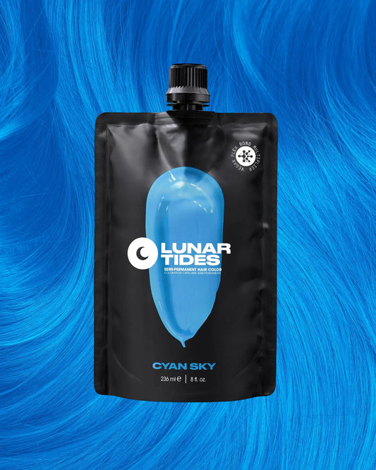 semi-permanente Haartönung Cyan Sky in dem Farbton Himmelblau von Lunar Tides