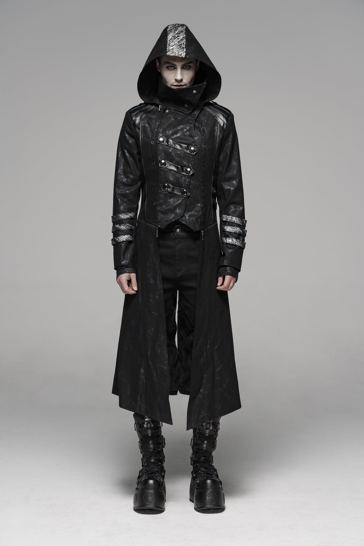 Auffälliger Mantel SCORPIO COAT MALE mit großer Kapuze und vielen Kunstlederdetails von Punk Rave