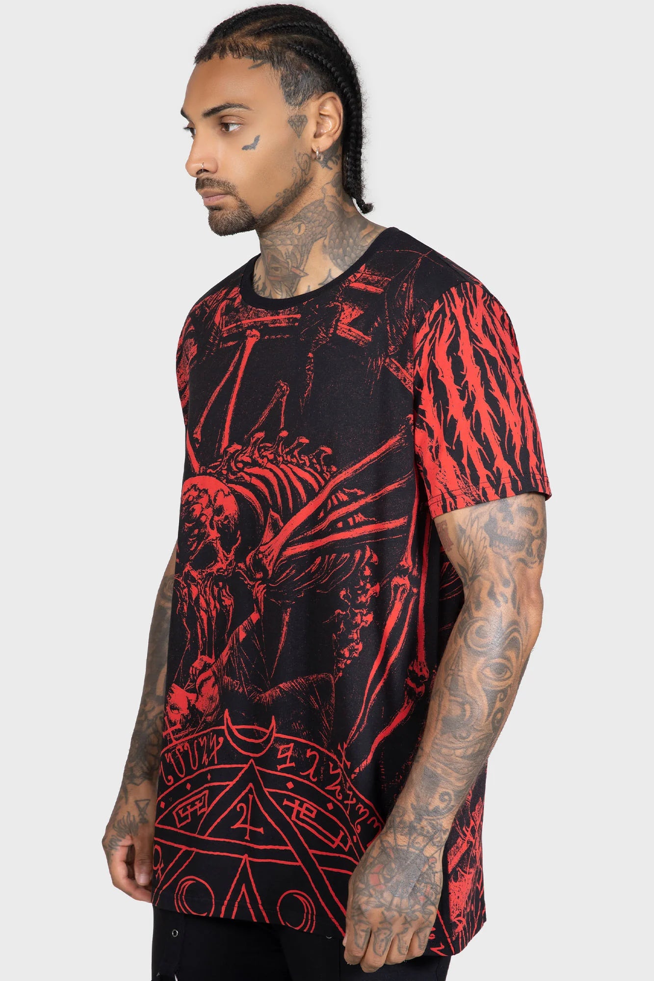 Schwarzes Shirt Dark Catharsis T-Shirt mit okkultem Skelettprint von Killstar