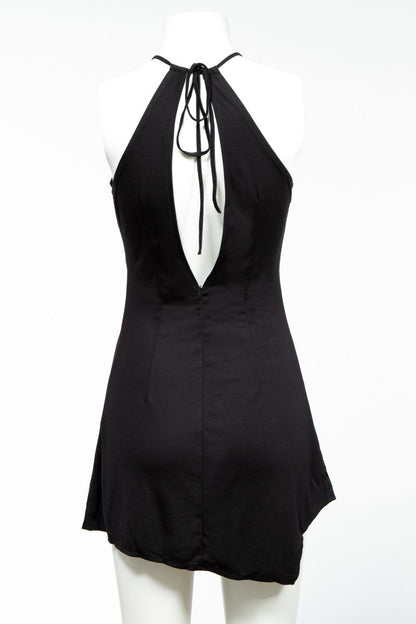 Schwarzes Kleid Hitomi Dress mit Ösendetails von RNG