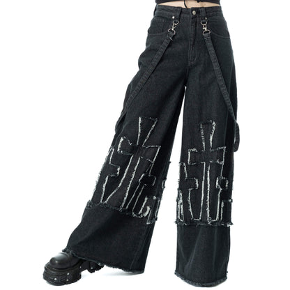 Schwarze Hose ETERNAL REST JEANS mit Kreuzelementen auf den Beinen von Heartless