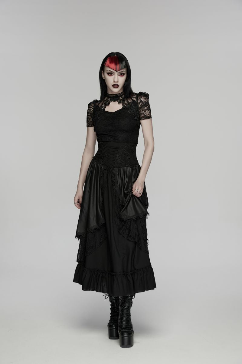 Schwarzes Gothic-Romantic-Shirt Lilith's Allure Lace Top aus Spitze mit kurzen Ärmeln und Cut-out-Ausschnitt von Punk Rave