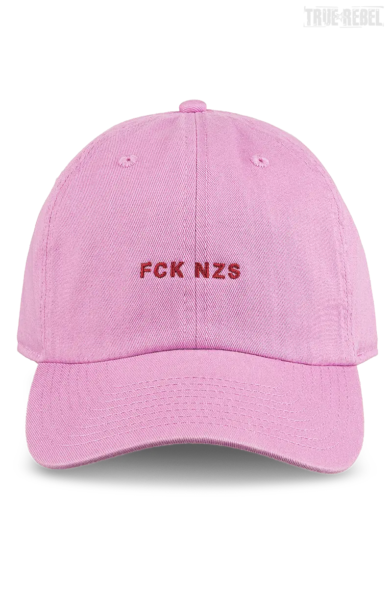 Pinke Kappe FCK NZS Cap Lilac mit kleiner, dunkelpinker Stickerei von True Rebel
