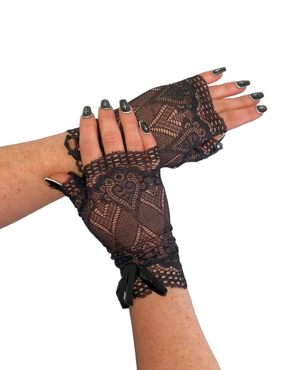 Schwarze Spitzen-Armstulpen Fingerless Lace Gloves With Bow von Pamela Mann