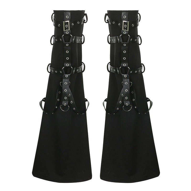 Schwarze Beinstulpen Gothic Gaiters mit Riemene von Moon Attic