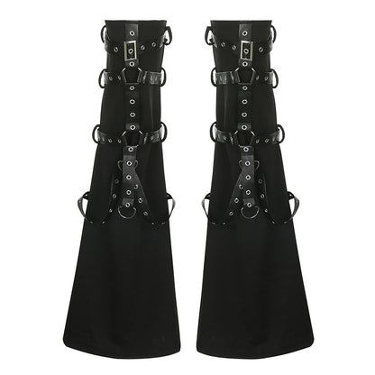 Schwarze Beinstulpen Gothic Gaiters mit Riemene von Moon Attic