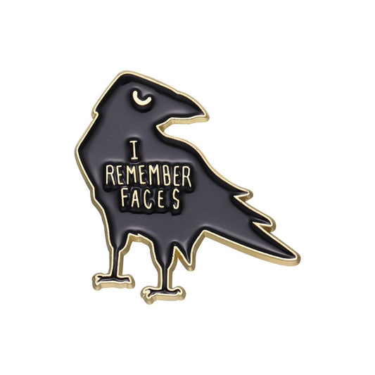 Kleiner Emaille-Anstecker I REMEMBER FACES ENAMEL PIN von Moon Attic