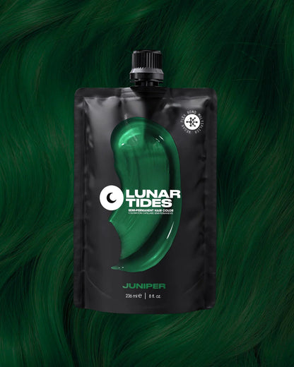 semi-permanente Haartönung Juniper Green in dem Farbton kräftiges Dunkelgrün mit schwarzen Untertönen von Lunar Tides