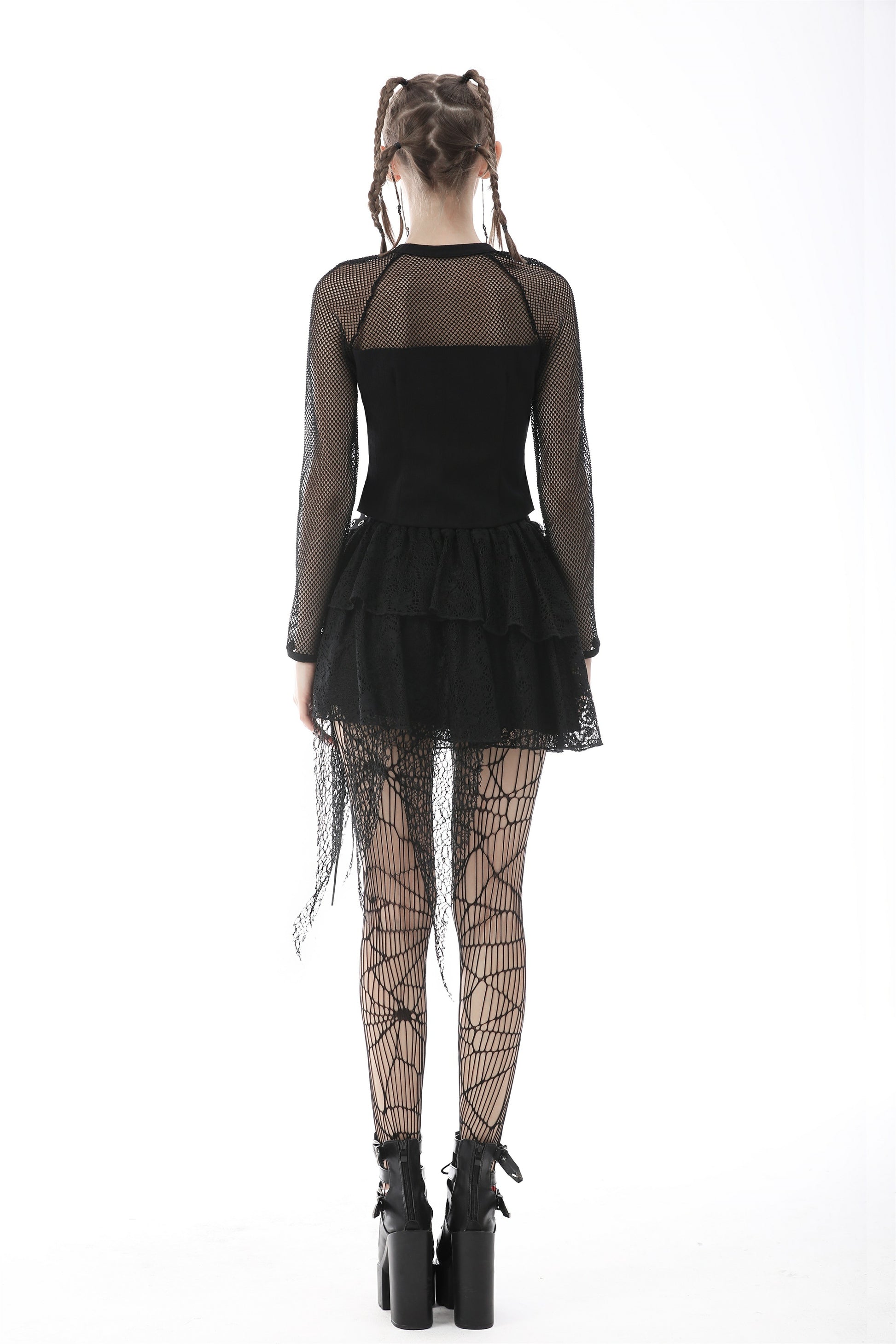 Rückseite schwarzer, mehrschichtiger Mini-Rock DROP DEAD SKIRT aus Spitze und mit Kreuzanhänger von Dark In Love