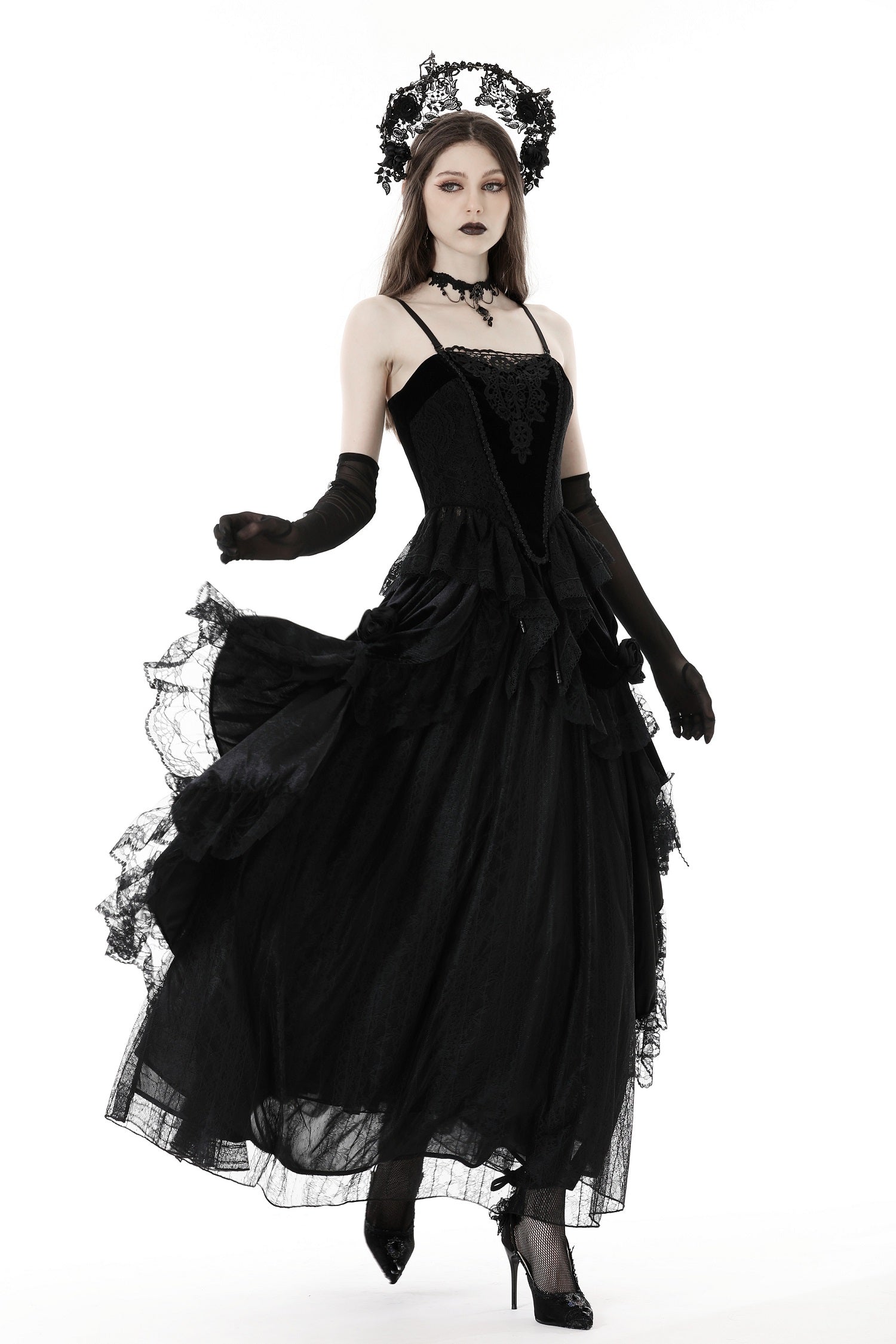 Schwarzer, langer Rock GHOSTS PALACE SKIRT aus Samt und Spitze von Dark In Love